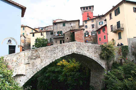Mediaeval bridge at Loro Ciuffenna